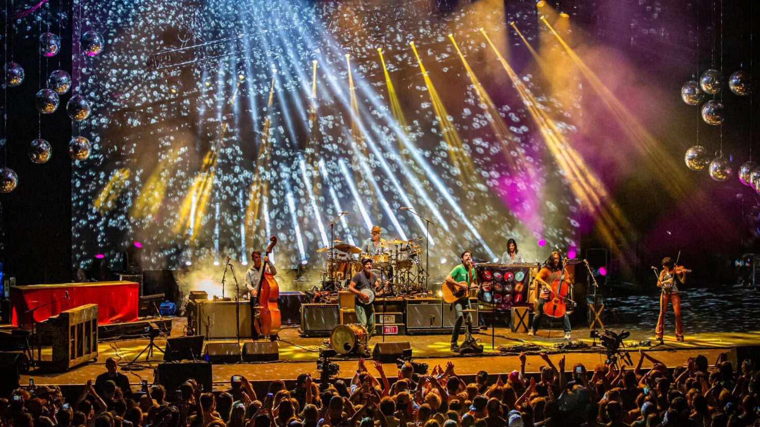 Dates de la tournée du printemps 2025 de The Avett Brothers Plot
