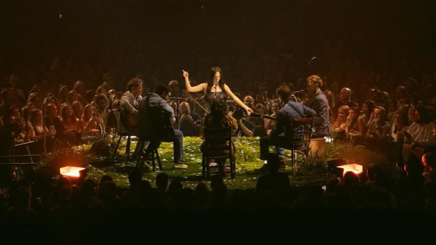 Kacey Musgraves et Nickel Creek reprennent « Kill Bill » de SZA à Boston