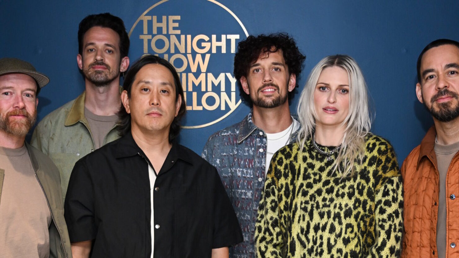 La nouvelle formation de Linkin Park fait ses débuts à la télévision avec une performance intense de « The Emptiness Machine » sur « Fallon »