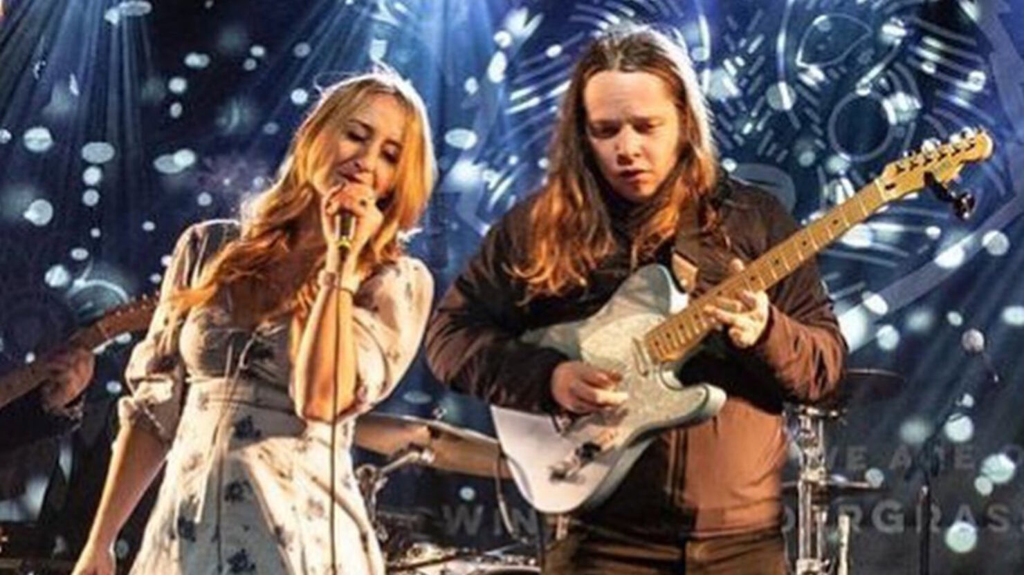 Margo Price et Billy Strings sont « trop défoncés pour pleurer » sur leur nouveau single collaboratif