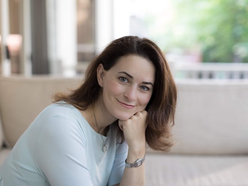 Nicole Hertvik quitte son poste de rédactrice et éditrice de DC Theater Arts