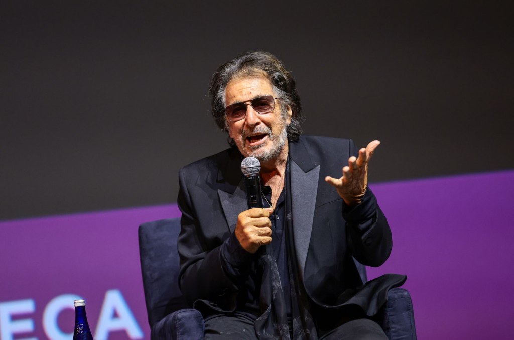 "Al Pacino attribue au hip-hop le mérite d'avoir fait de "Scarface" un succès : "Ils l'ont compris". Ils l'ont adopté.