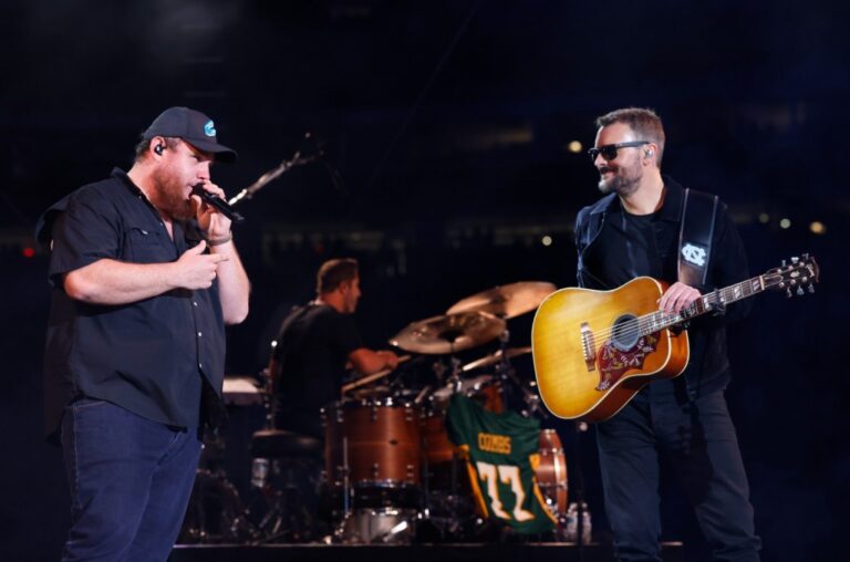 Concert historique de Luke Combs et Eric Church pour le bénéfice de la Caroline : 8 meilleurs moments