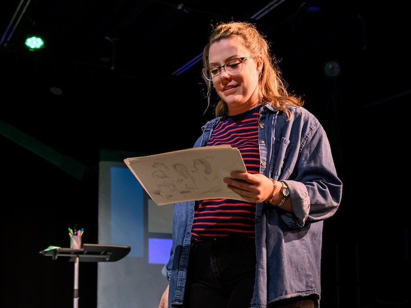 Dominion Stage rend pleinement justice à la remarquable comédie musicale « Fun Home »