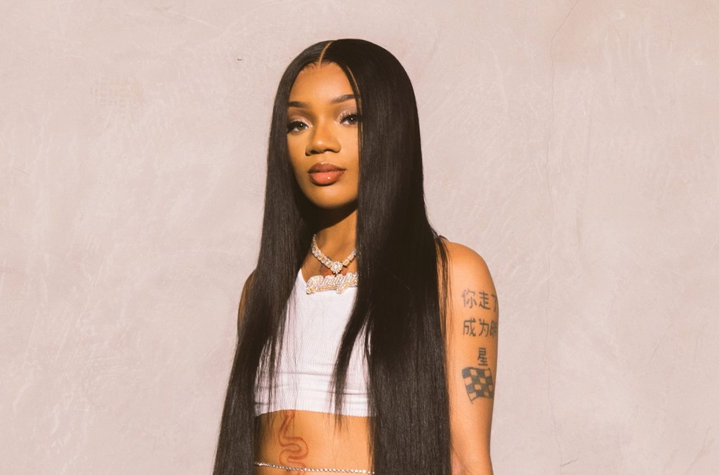 GloRilla sort son premier album « GLORIOUS » avec Megan Thee Stallion, Latto, Sexyy Red et plus : diffusez-le maintenant