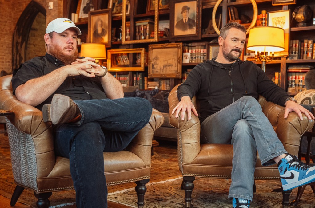 Luke Combs et Eric Church expliquent comment leur concert de secours après l'ouragan Hélène a eu lieu : "Faisons ce que nous faisons de mieux"