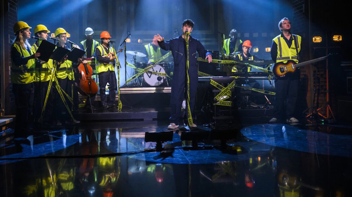 Performance de Vampire Weekend Construct Vibey 'Connect' sur 'Fallon'