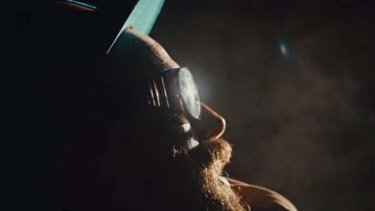 Pretty Lights détaille la course du réveillon du Nouvel An 2024 à Chicago