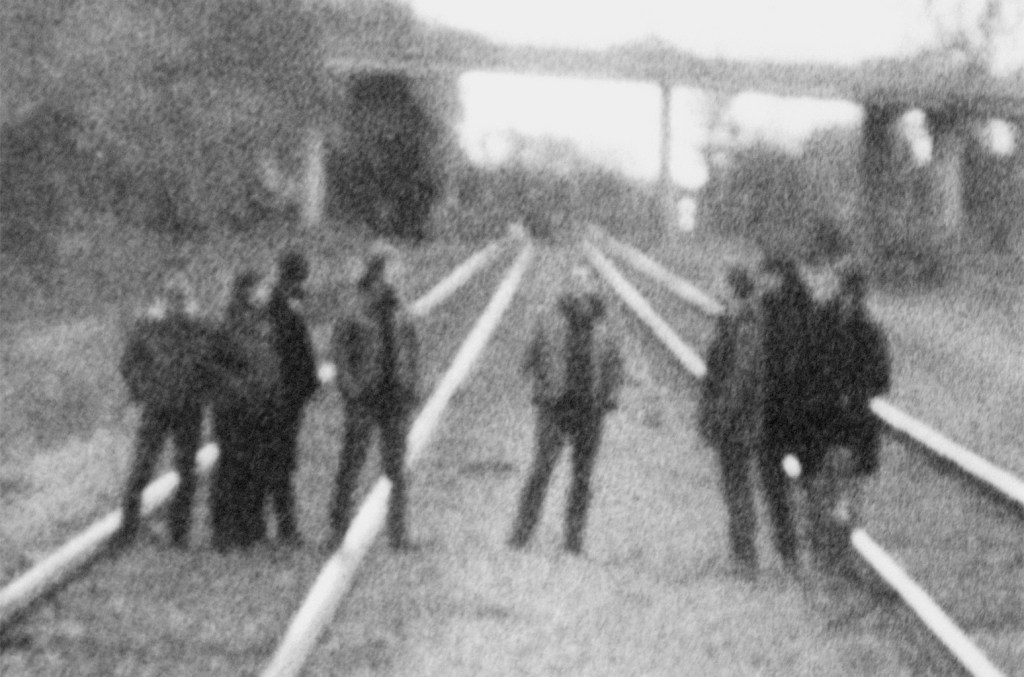 Bonne chance à vous ! Black Emperor reporte le reste de sa tournée aux États-Unis en raison d'une maladie