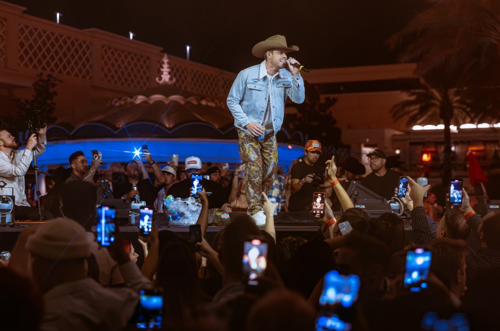 Wynn Nightlife organisera son tout premier événement de danse/country club