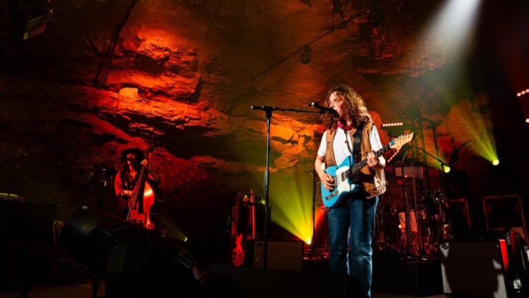 Cosmic Country de Daniel Donato annonce la deuxième programmation annuelle du camp Cosmic