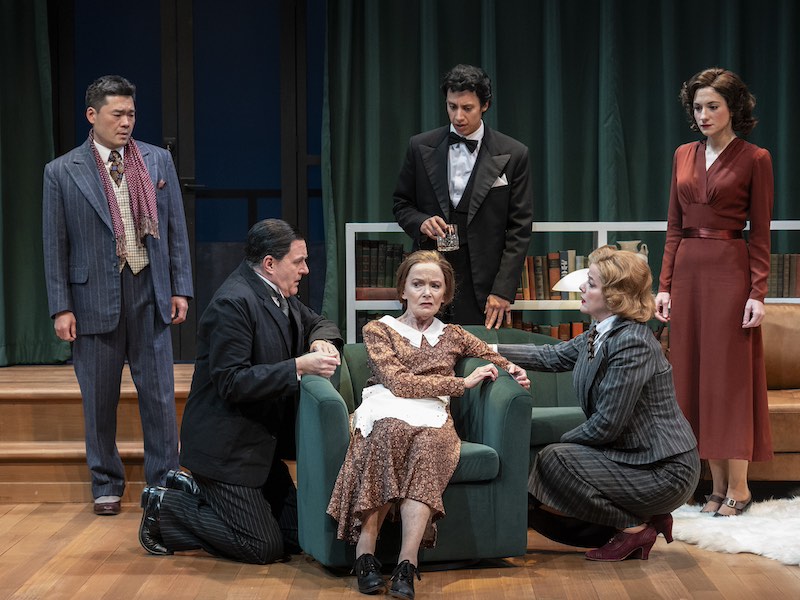 Les rivets "And Then There Were None" d'Agatha Christie au Everyman Theatre