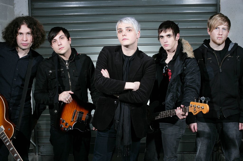 My Chemical Romance rend hommage au regretté ancien batteur Bob Bryar