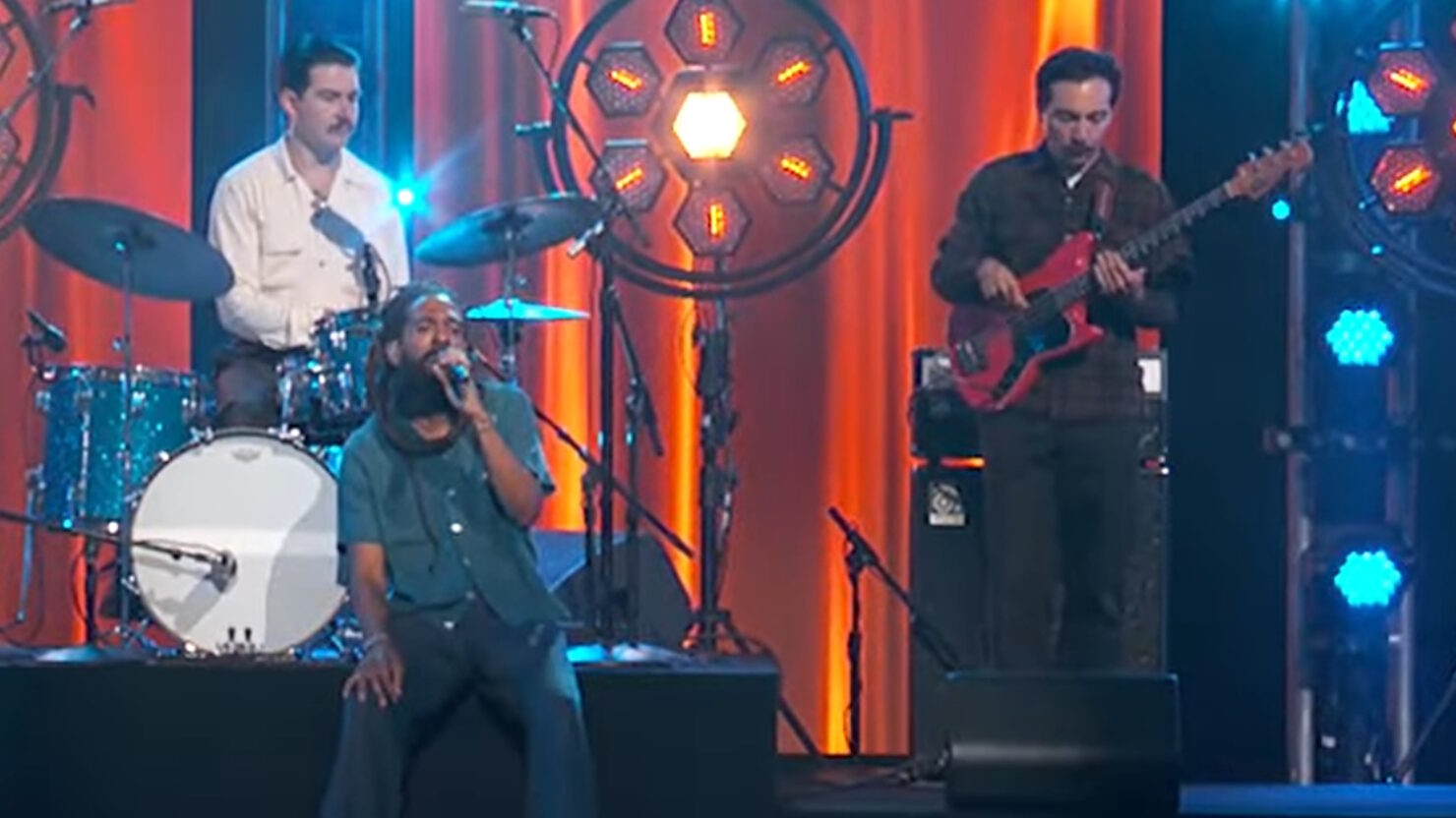 Regardez vos âmes sacrées raconter l'histoire de « Lucid Girl » dans « Kimmel »