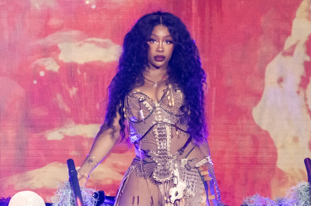 SZA confirme l'album de luxe "Lana" avec Ben Stiller Cameo