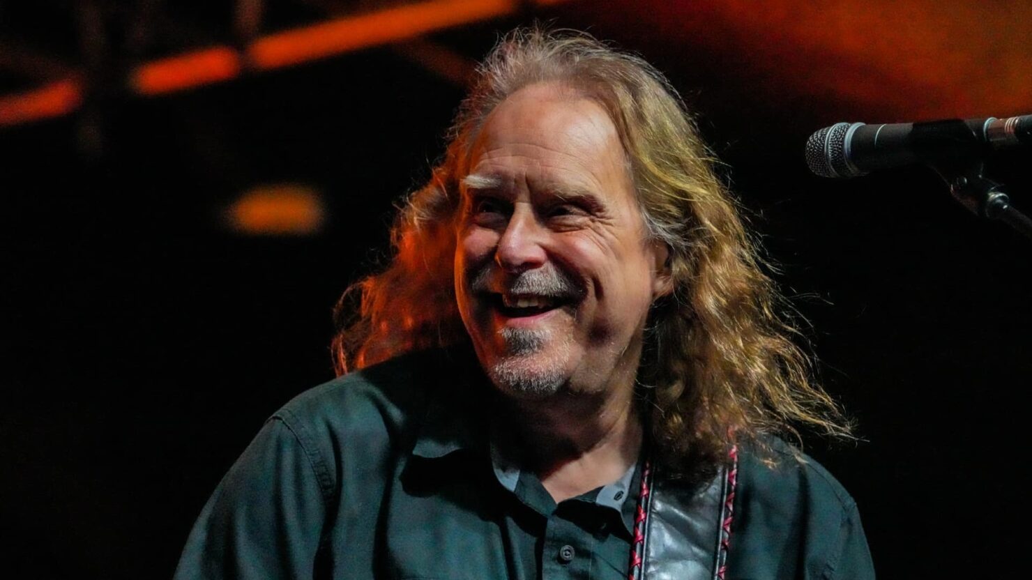 Gov't Mule accueille des guitaristes de camionneurs au volant pour des reprises de rock classique en Jamaïque