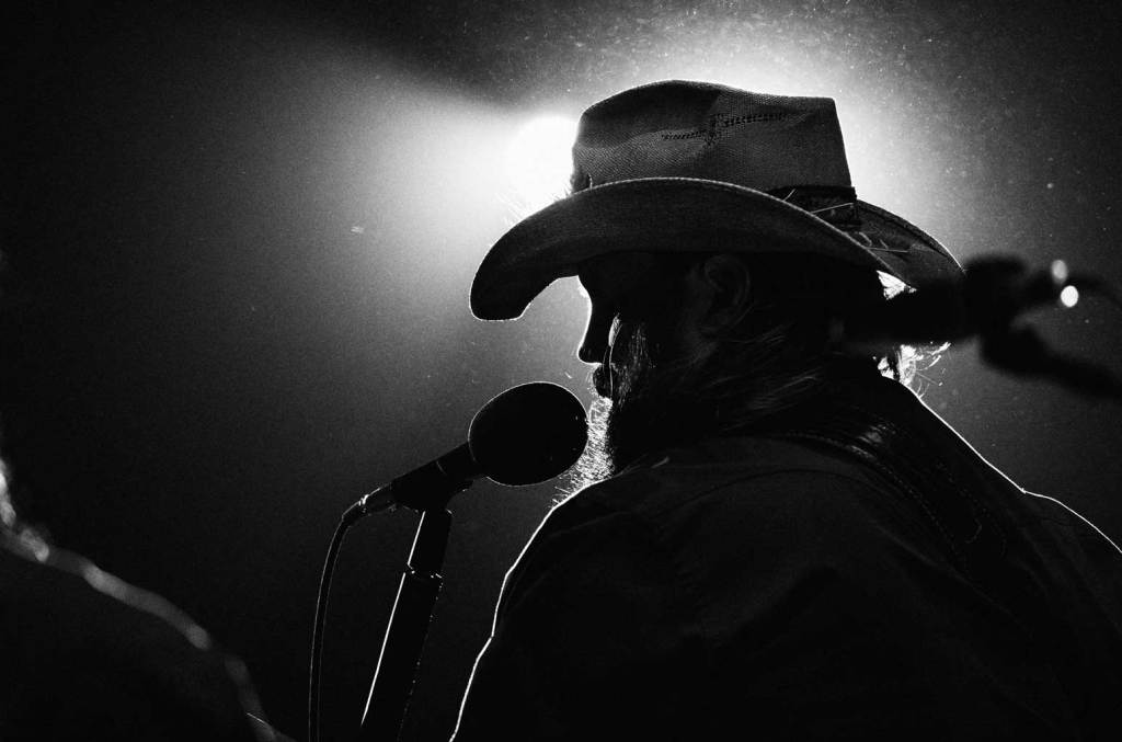 Chris Stapleton ajoute de nouvelles dates à sa tournée All-American Road Show 2025
