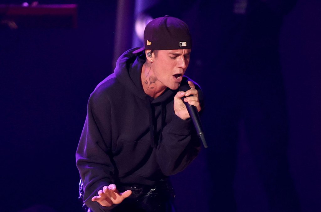 Justin Bieber semble à nouveau enregistrer de la musique sur de nouvelles photos Instagram