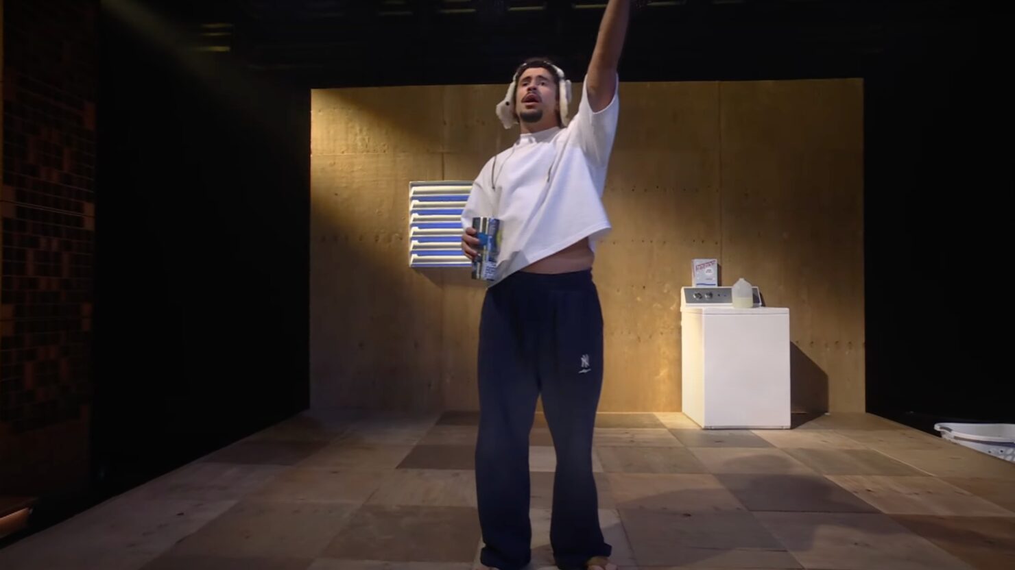 Regardez l'apparition mouvementée de Bad Bunny dans le "Tonight Show"