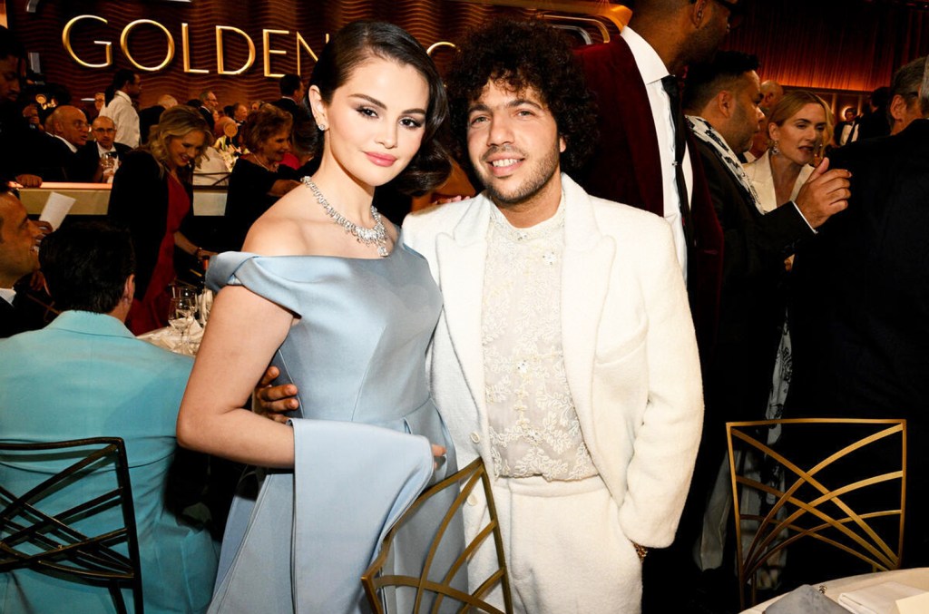Benny Blanco remplit la baignoire avec Queso pour le cadeau de la Saint-Valentin extra-chuté de Selena Gomez