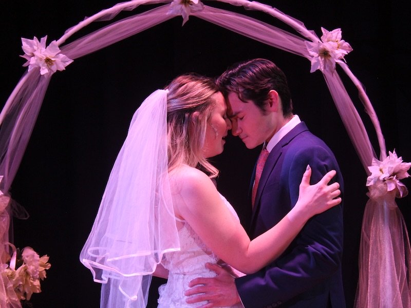 Deux chanteurs de haut calibre jouent au cours des «cinq dernières années» chez Sterling Playmakers