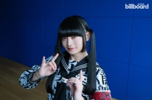 Atarashii Gakko!, Billboard Japon