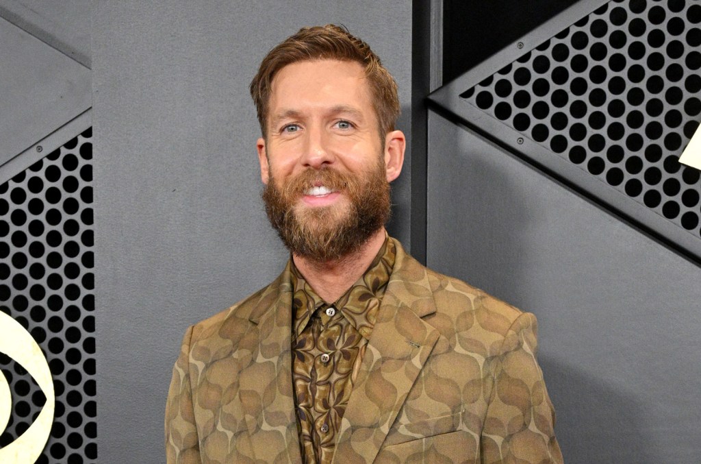 Écoutez Calvin Harris taquiner une nouvelle chanson orientée versant country mettant en vedette sa propre voix