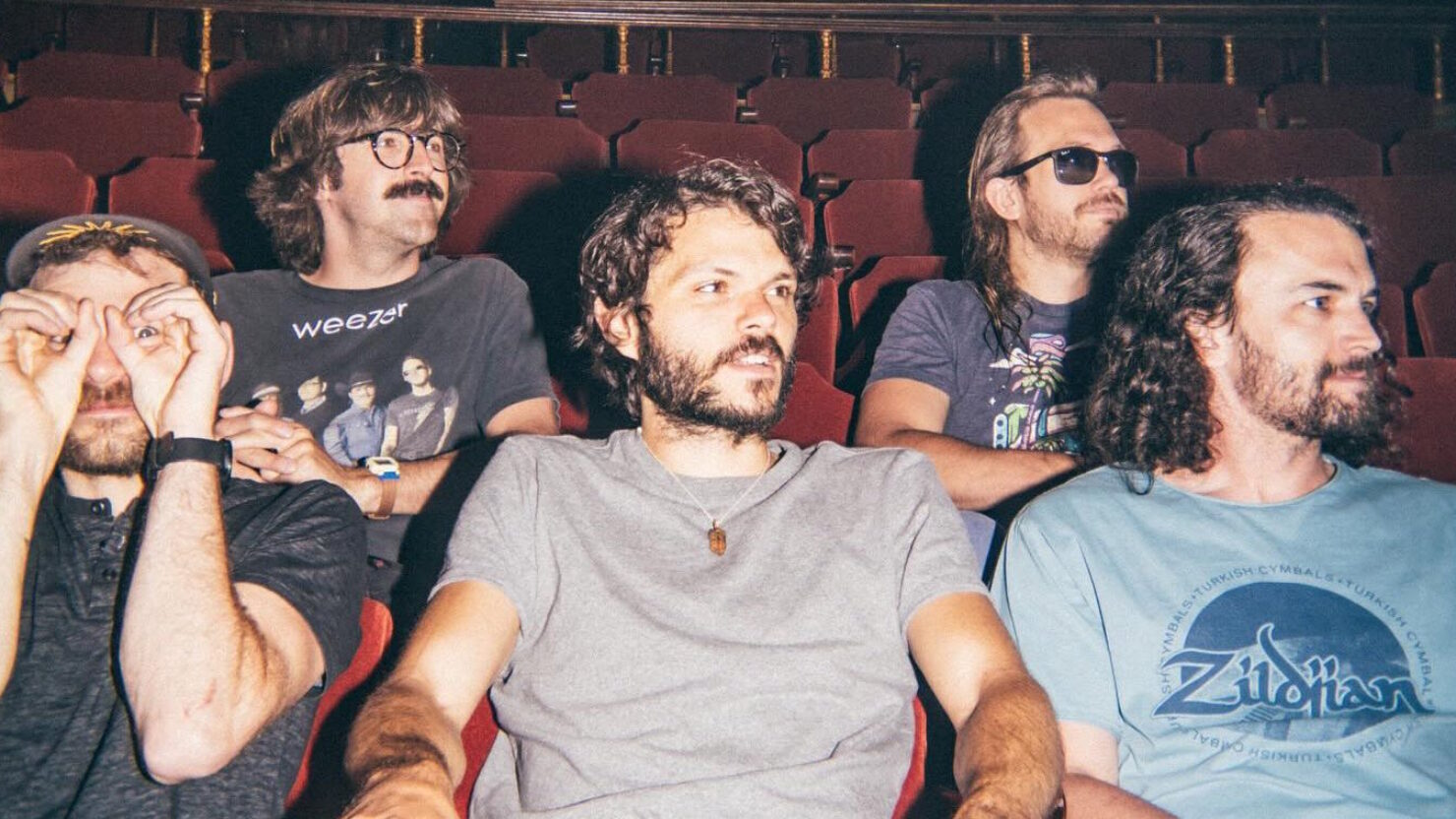 Goose annonce une scission permanente avec le percussionniste Jeff Arevalo