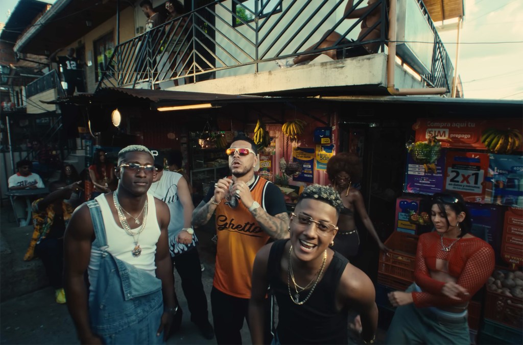 Jombriel, Alex Krack et Jøtta marquent le premier n ° 1 sur le palmarès Billboard Argentina Hot 100 avec «Parte & Choke»