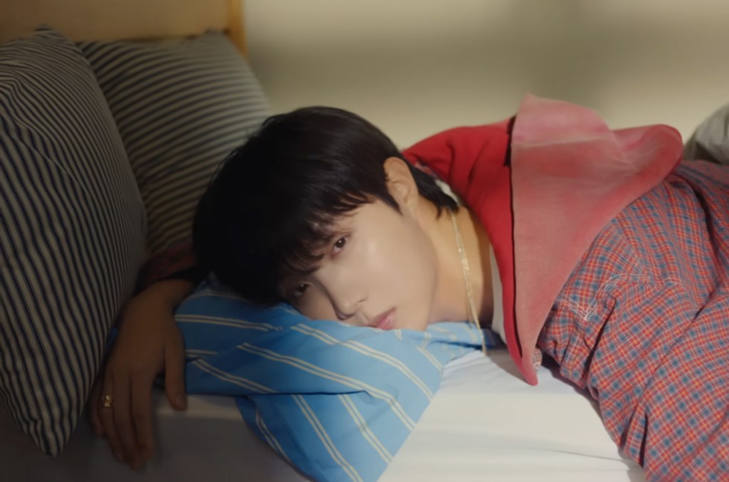 Les fans choisissent J-Hope feat. «Sweet Dreams» de Miguel comme la nouvelle musique préférée de cette semaine