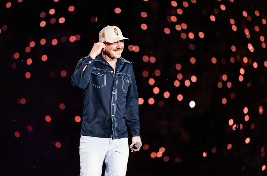 Morgan Wallen devient le premier artiste pour que deux albums passent 100 semaines dans Billboard 200 top 10