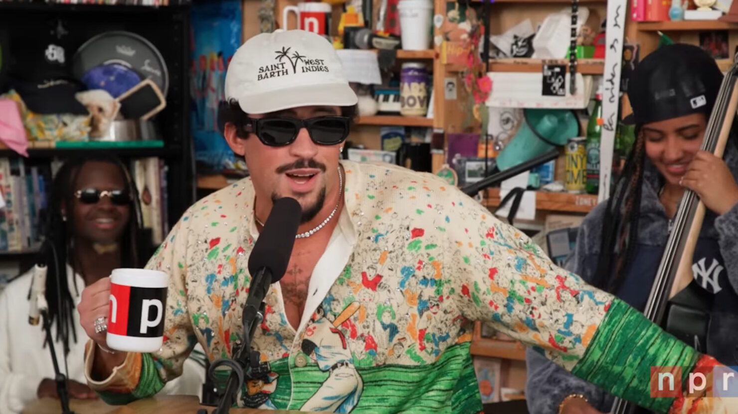 Bad Bunny apporte la célébration de Porto Rican au «Tiny Desk Concert» de NPR