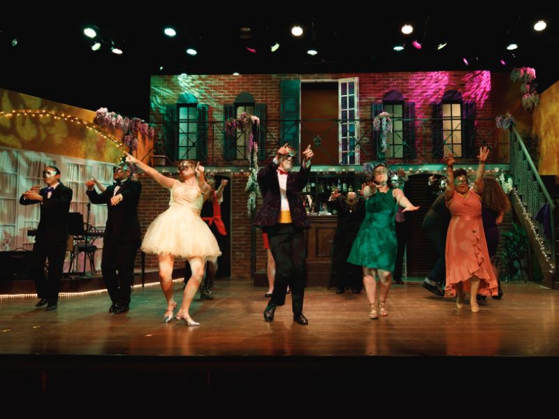 Energique 'Much Ado' set à la Nouvelle-Orléans au Little Theatre d'Alexandrie