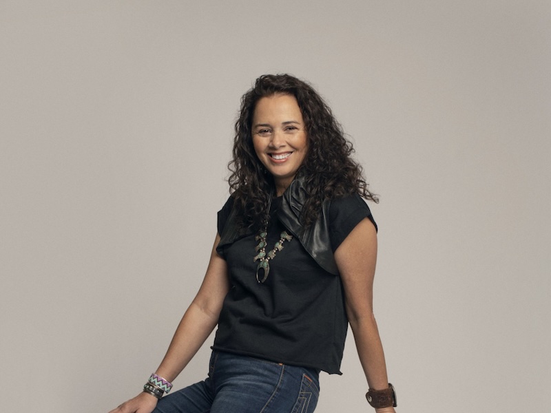 Larissa Fasthorse sur son `` Idée jouer avec beaucoup de blagues '' à Arena Stage