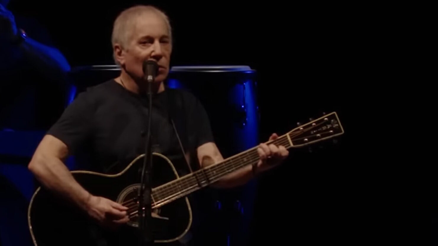 Paul Simon fait ses débuts `` Seven Psaumes 'lors de l'ouverture du 1er tour depuis 2018