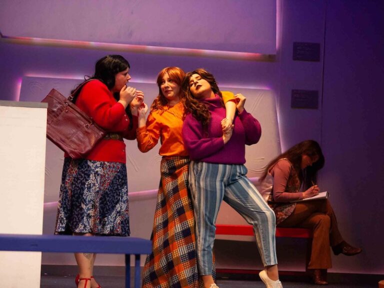 Rollicking «  Musée '' Fermers du monde de l'art à Anne Arundel Community College