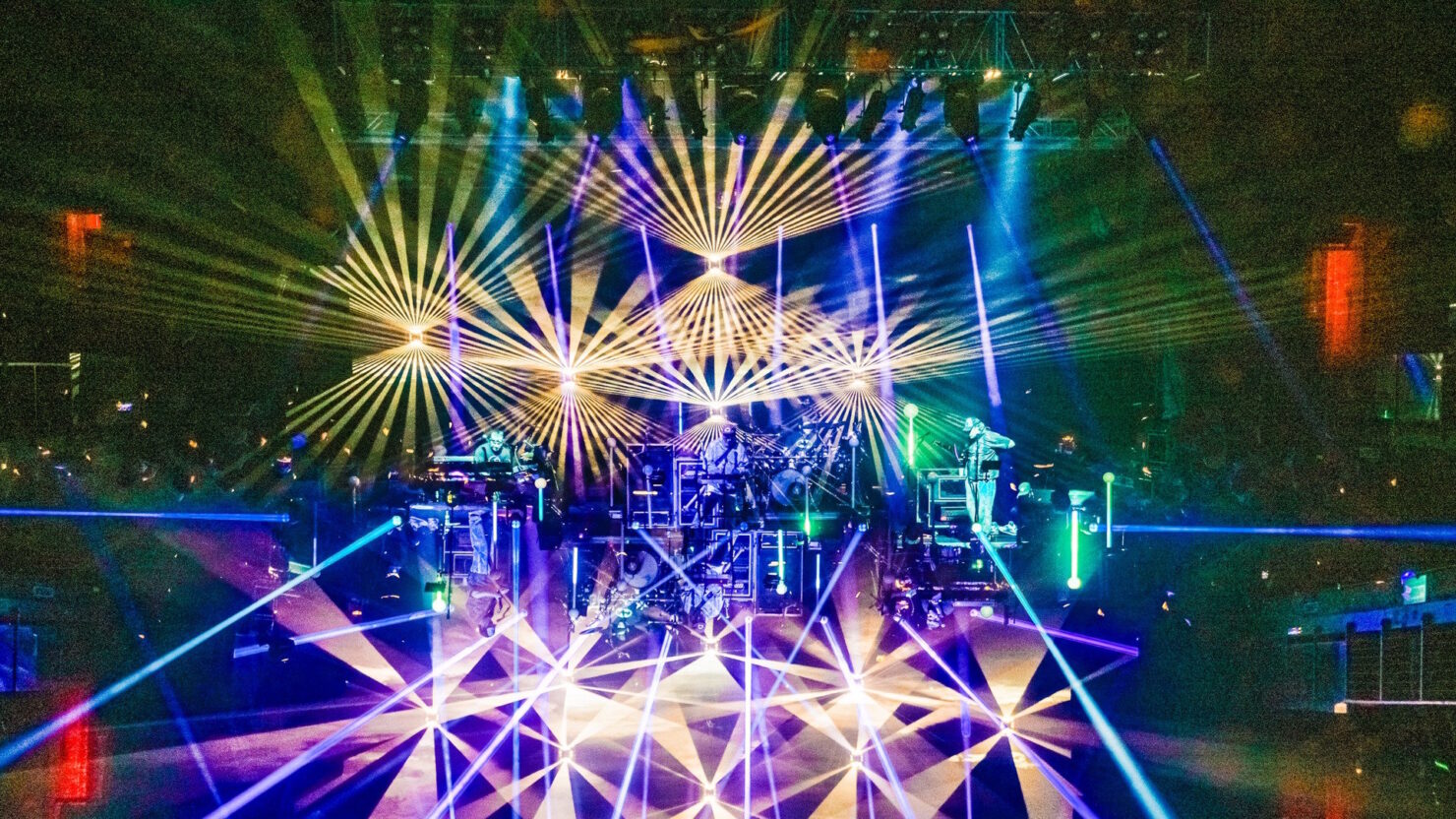 Les biscuits disco font la finale extension de la tournée d'été du 30e anniversaire