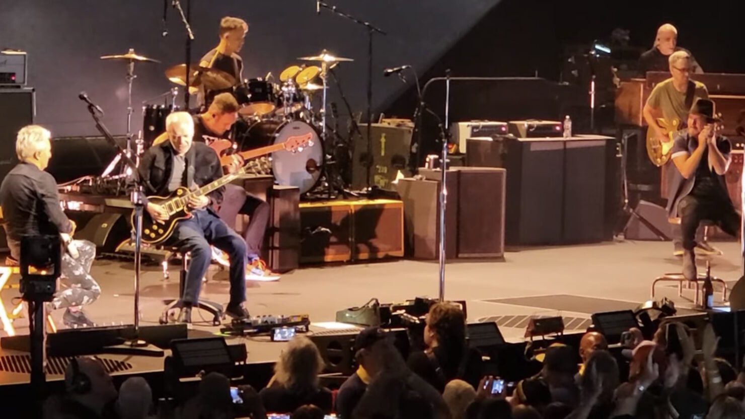 Peter Frampton est assis avec Pearl Jam à Nashville