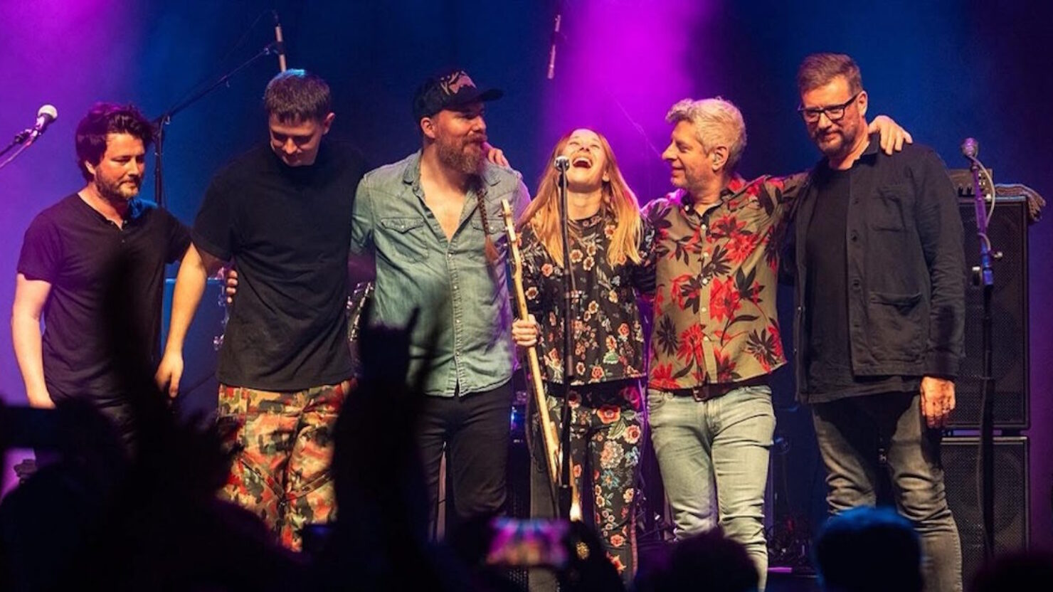 Regardez Mike Gordon et Karina Rykman Rage 'Carini' à la Nouvelle-Orléans