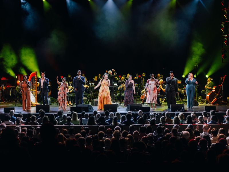 Le théâtre signature et le piège de loup font de la magie dans «Broadway dans le parc»