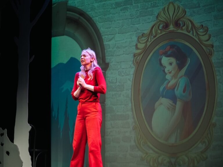 «  Mort à l'intérieur '' à Woolly est drôle comme l'enfer et à couper le souffle personnel