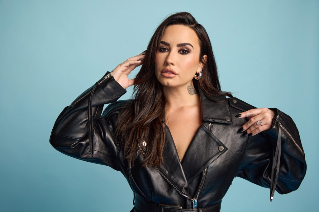 Demi Lovato fait un retour 'Fast' à la musique pop avec un nouveau single: Stream It Now
