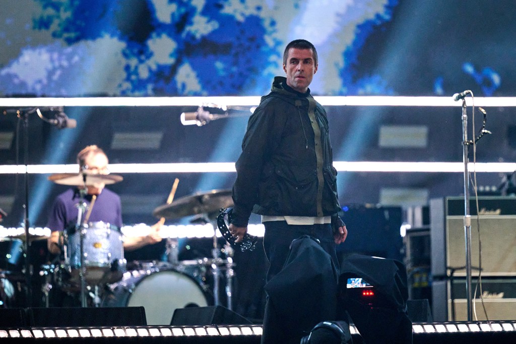 Liam Gallagher dit qu'il a interdit de jeter du tambourine et des maracas dans des foules à Oasis Gigs