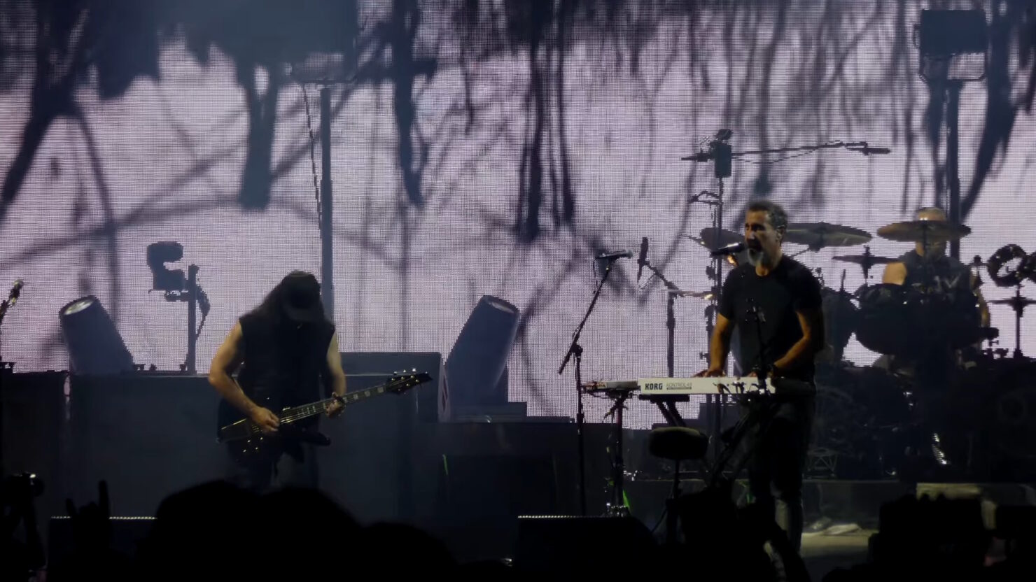 Système d'un honneurs à Down Ozzy Osbourne avec couverture noire du sabbat au MetLife Stadium