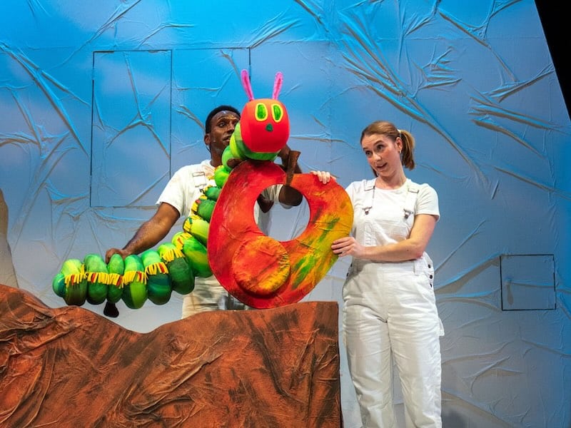 `` Très affamé Caterpillar Show '' retourne à la scène d'imagination par la demande populaire