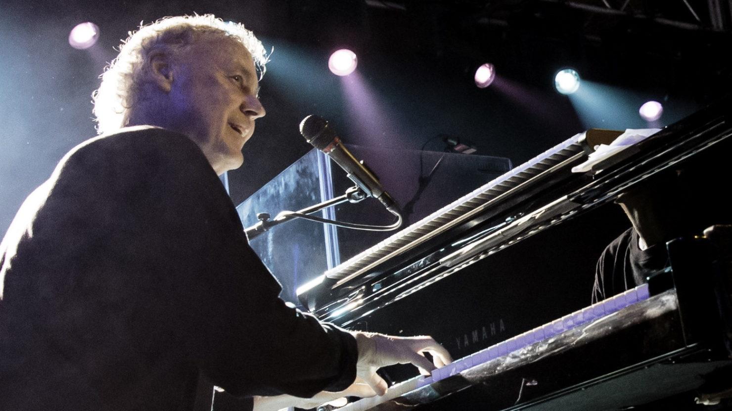 Les membres d'Eggy rejoignent Bruce Hornsby et les Noisemakers à Charlottesville