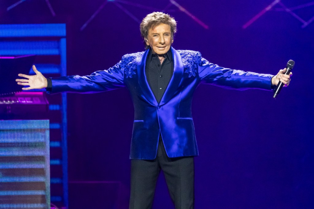 Barry Manilow annonce U-tour avec le nouveau "Last Last 'UK Farewell Concerts:" Je ne veux pas dire au revoir! "