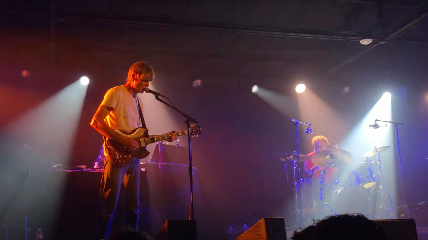 La chaussée effectue la rareté «Texas Never Whispers» à Dallas