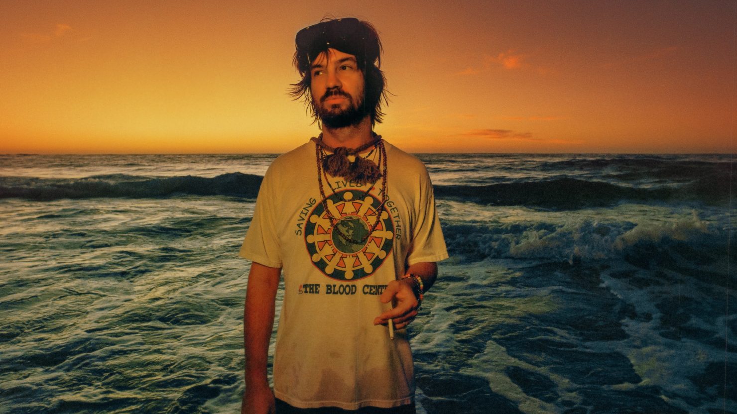 Tame Impala partage un clip single et un clip de funk avec Joe Keery