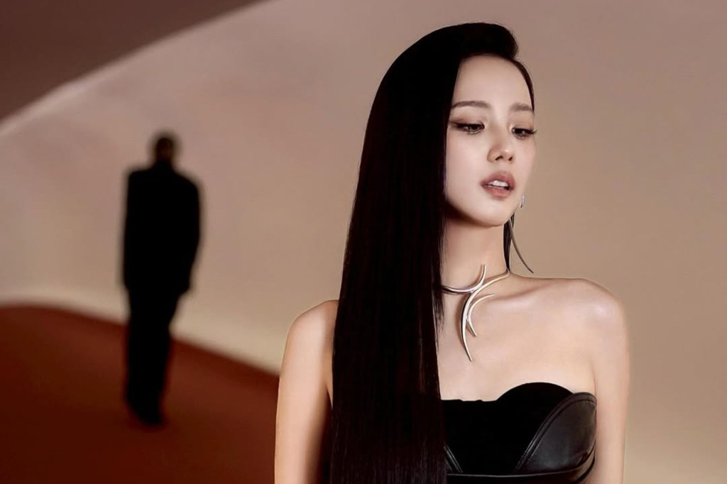Jisoo de BlackPink taquine surprise duo avec Zayn Malik: «Deux voix, une orbite»